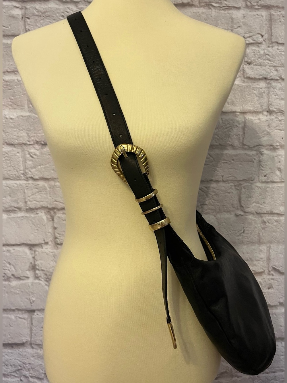 Natalie Borton Sera Crescent Bag, Kenya Edition - Picture 3 of 13